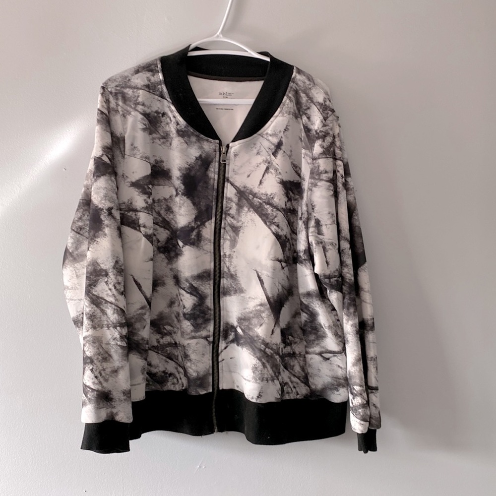 Mblm by Tess Holiday bomber jacket with marble print